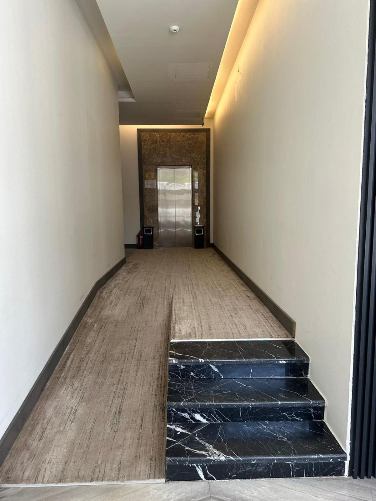 بياسة للاجنحة الفندقية * Riyadh